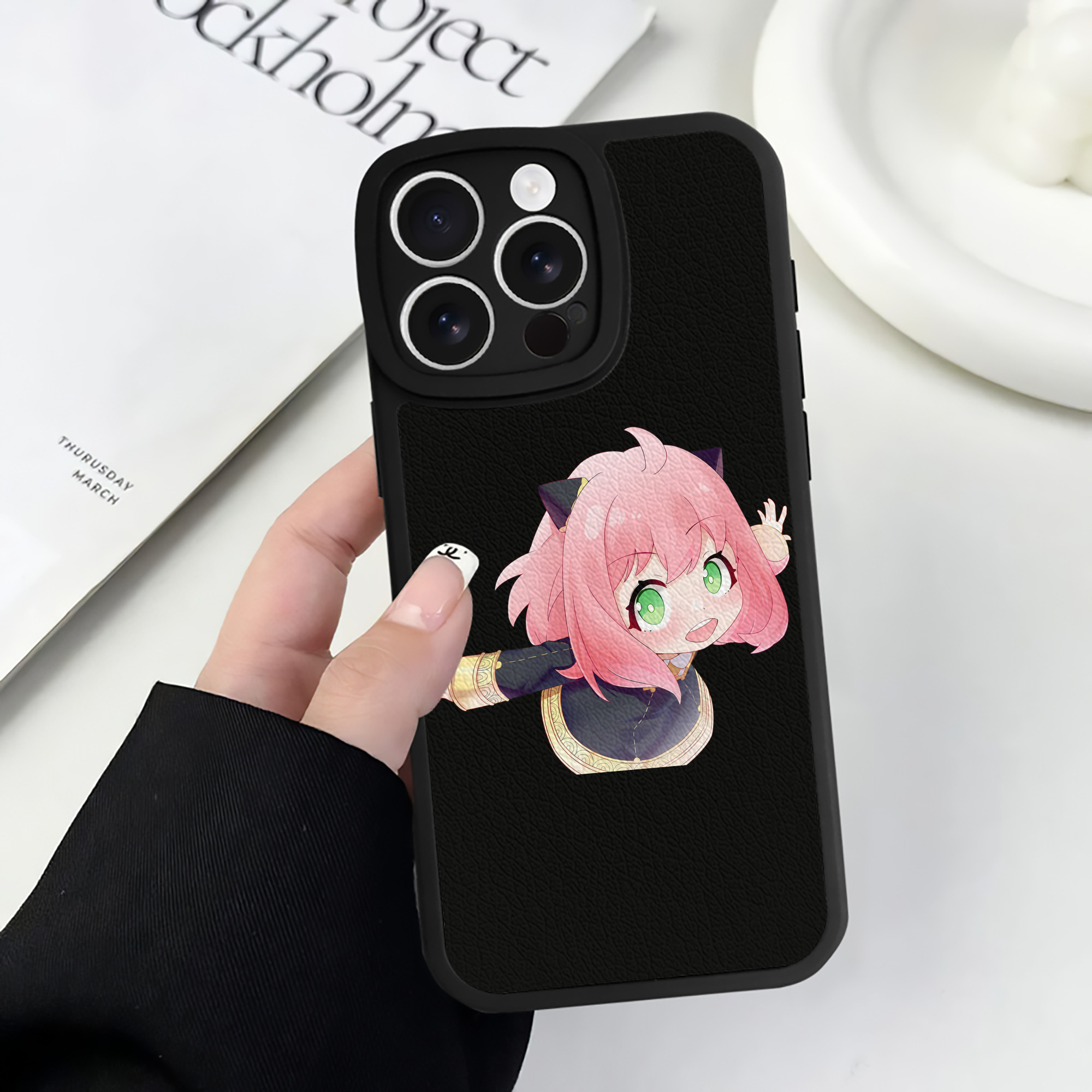 （画像用） SPY×FAMILY间谍家家酒 【iPhone 16シリーズ対応】シリコンスマホケース（レザー調） 材質：シリコン